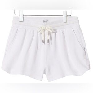 NWT Feat Womens Treecell Short White Super Soft Size Medium